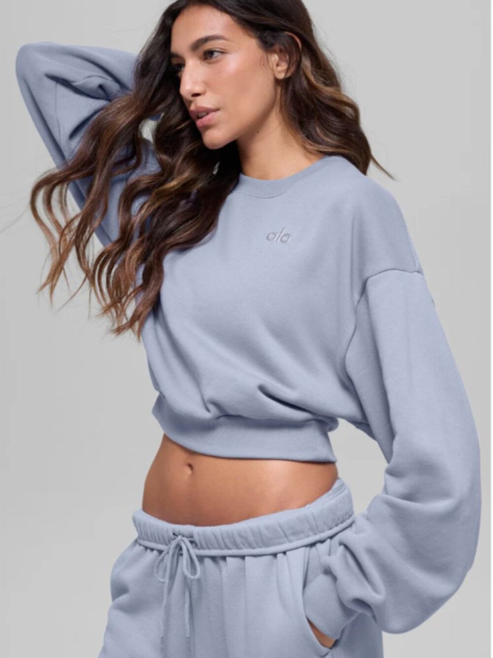 Alo Yoga Cropped Accolade Crewneck Winter Frost S